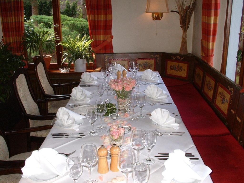 Hotel Schweizer Haus Bielefeld Esterno foto