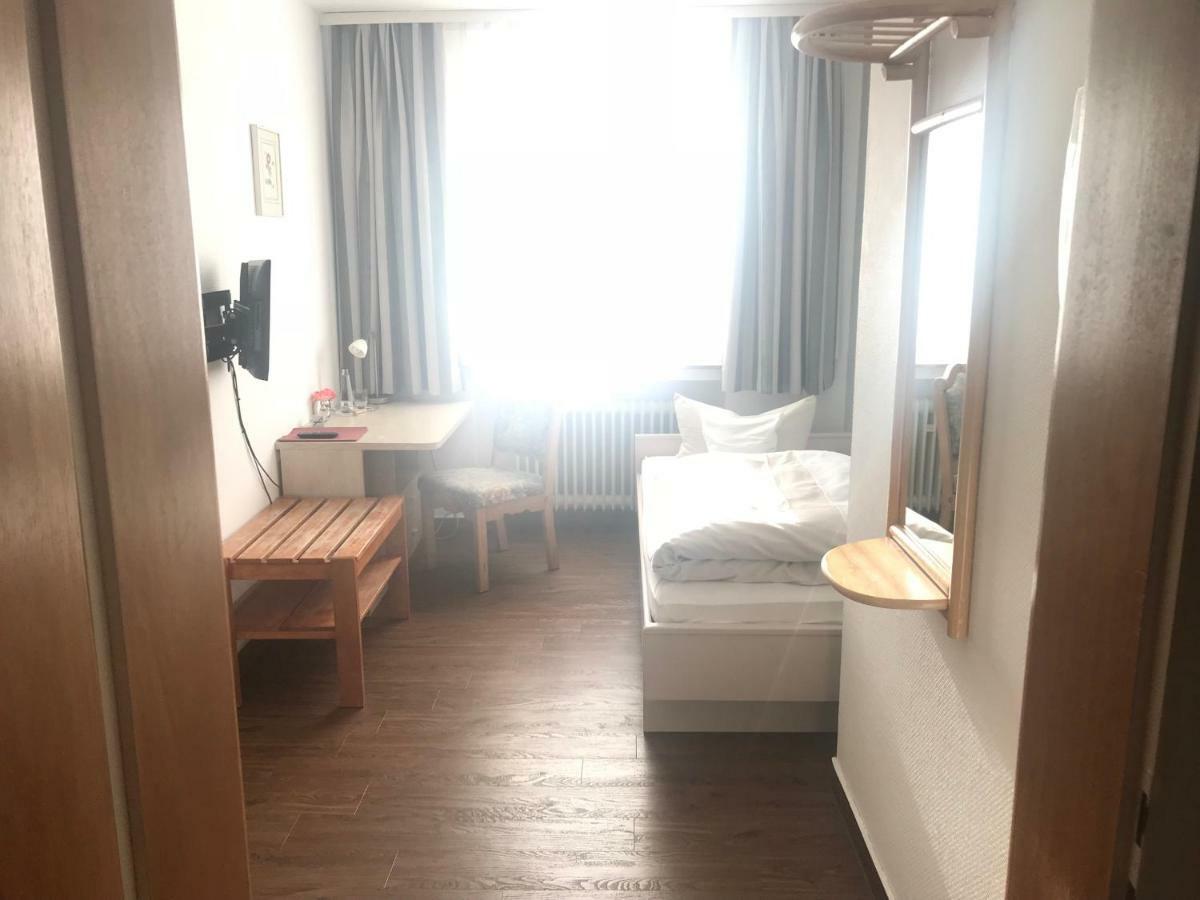 Hotel Schweizer Haus Bielefeld Esterno foto
