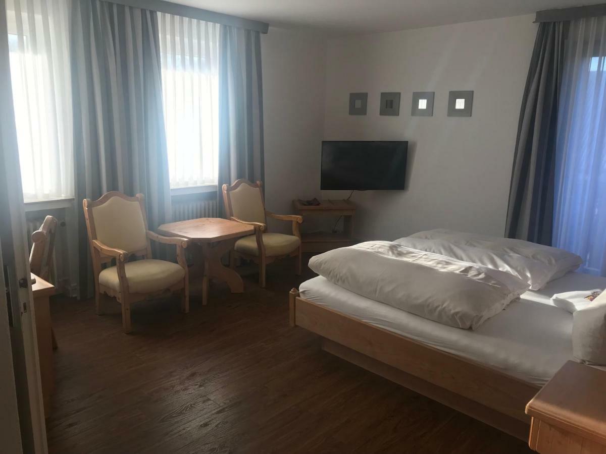 Hotel Schweizer Haus Bielefeld Esterno foto
